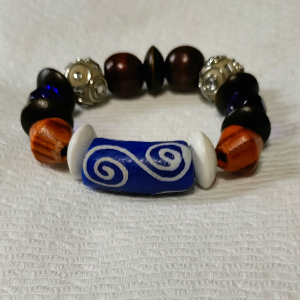 Chunky bracelets